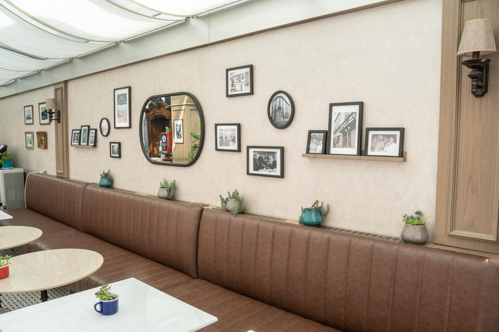 Hotel Niles อิสตันบูล ภายนอก รูปภาพ